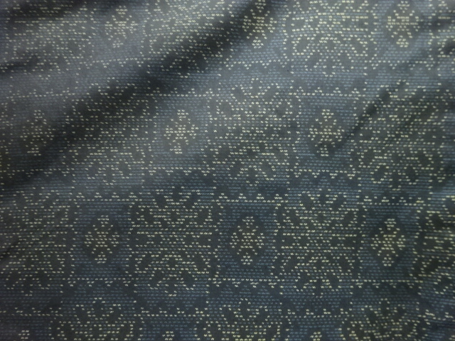 JAPANESE KIMONO / ANTIQUE KIMONO / SILK / DORO OSHIMA TSUMUGI / WOVEN FLOWER